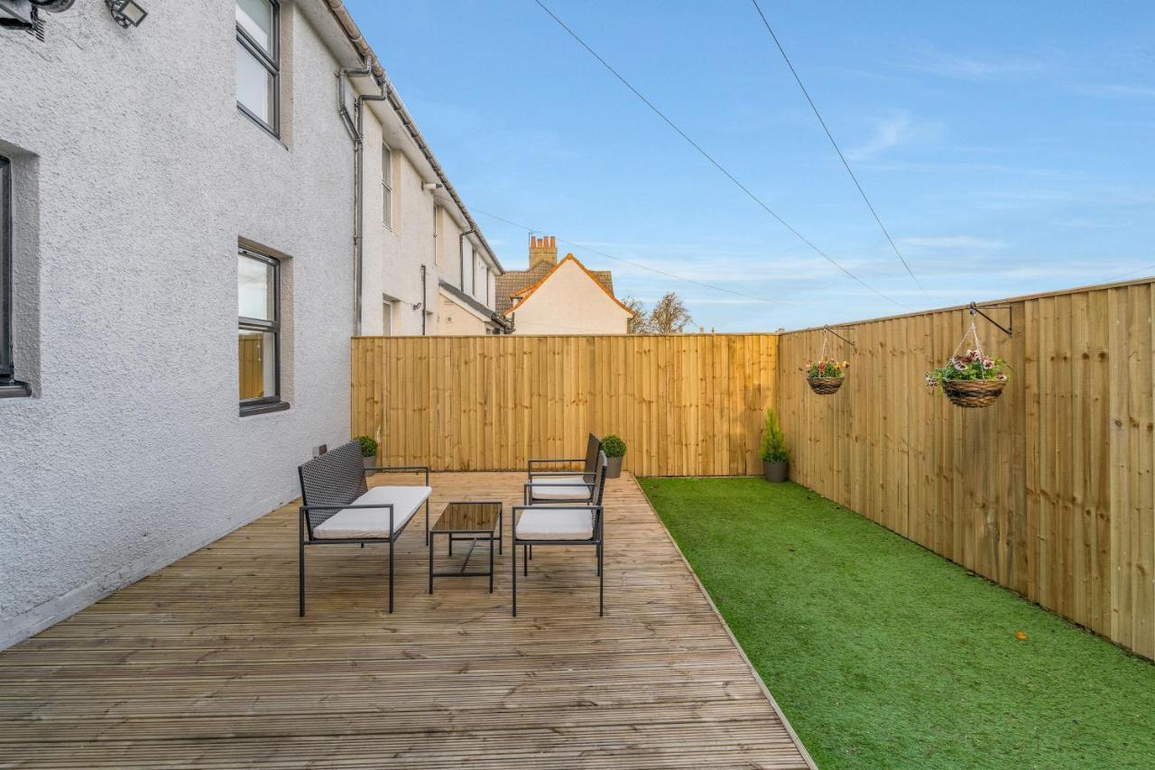 Parkside 2 Bedroom House Near Dunfermline & Edinburgh Экстерьер фото
